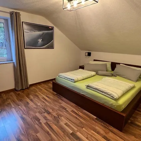 Urban Apartment *